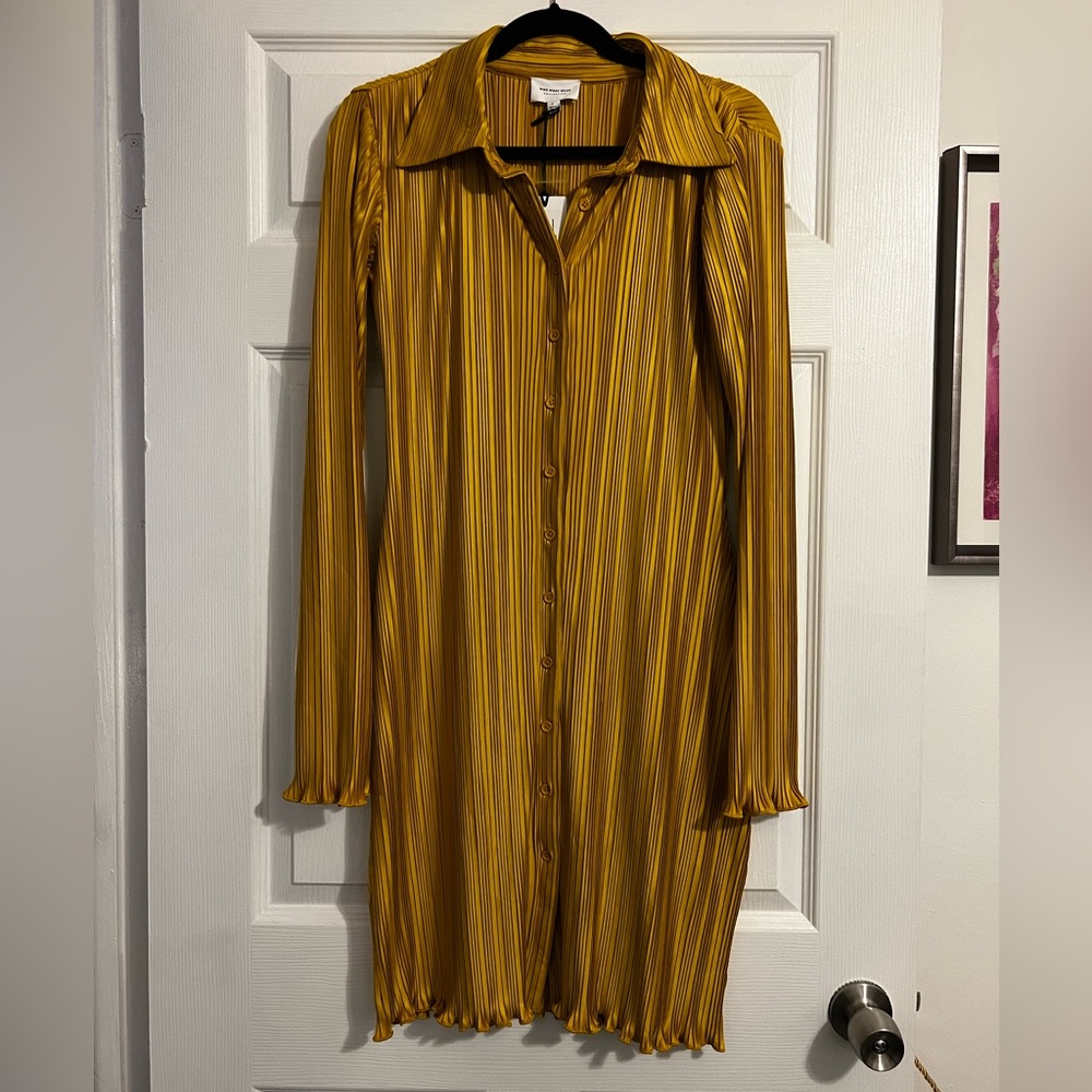 Who What Wear Gold-Yellow Pleated Shirtdress